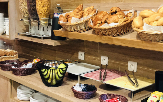 APPARTHOTEL Torcy