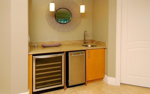 Turquoise Place Unit 1008D