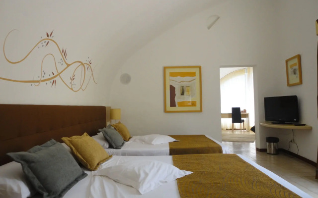 Livvo Risco del Gato Suites Hotel