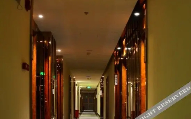 Siding International Hotel