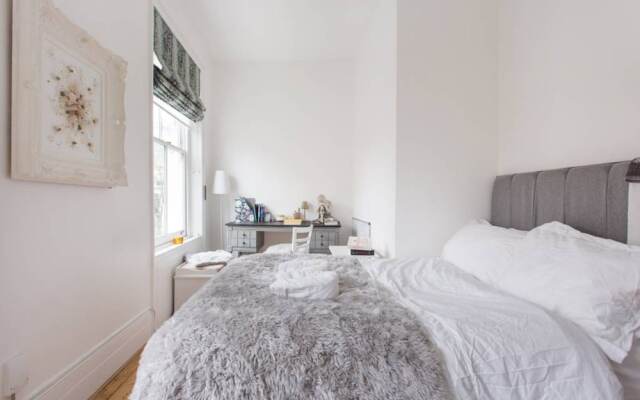 1 Bedroom Flat In Canonbury Islington