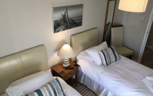 The Waterfront Inn