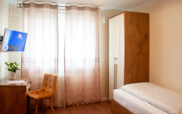 Hotel Isha