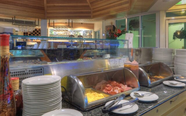 Cairns Sheridan Hotel