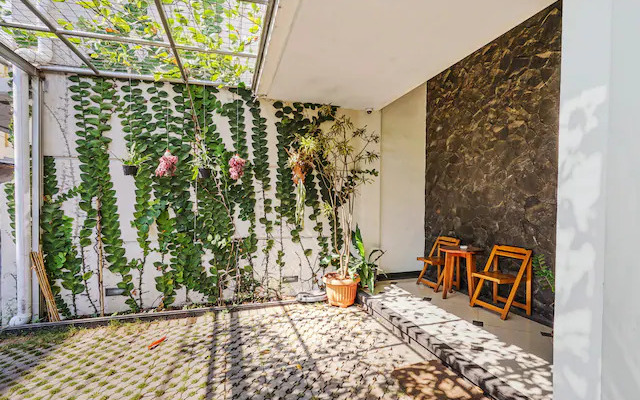 Oyo 964 Bandung Central Guest House