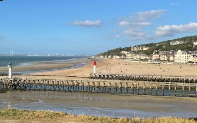 L'estacade marina deauville