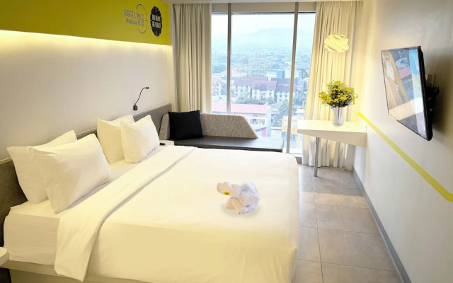 Yello Hotel Paskal Bandung
