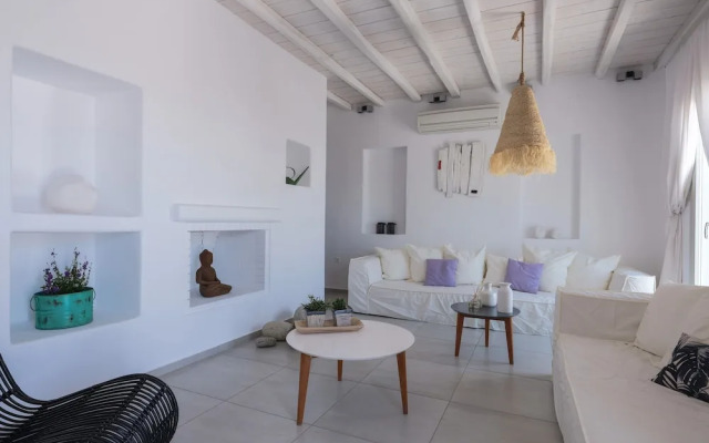 Lux Villa, 5 Master BR, Private Pool, Sunset View!