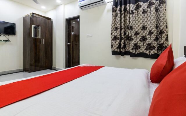 Oyo 39426 Hotel Lotus