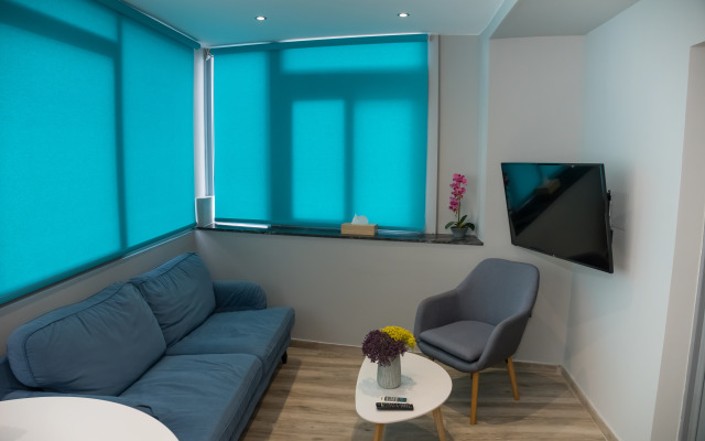 Connect Studios & Apartments