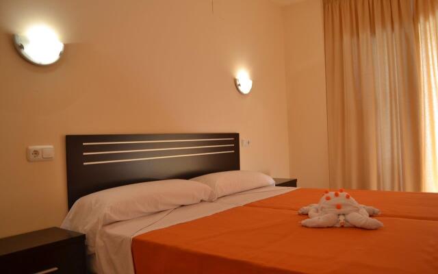 Apartamentos Turisticos Parque Tropical