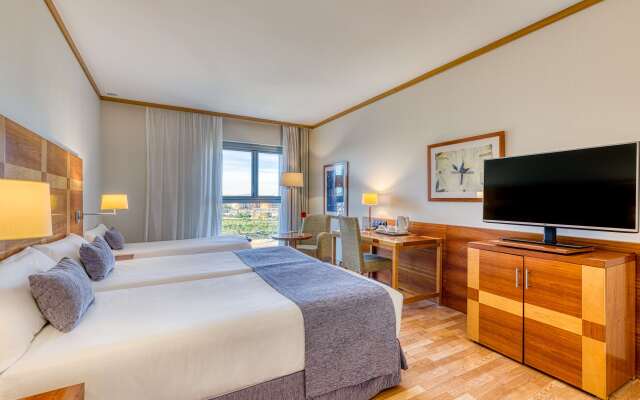 Отель Senator Parque Central