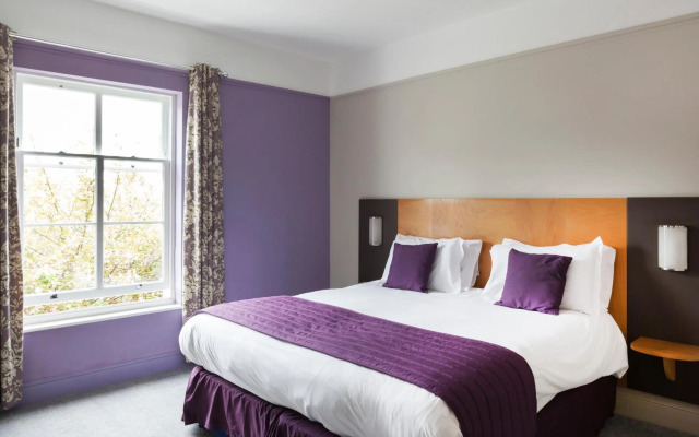 Corner House Hotel