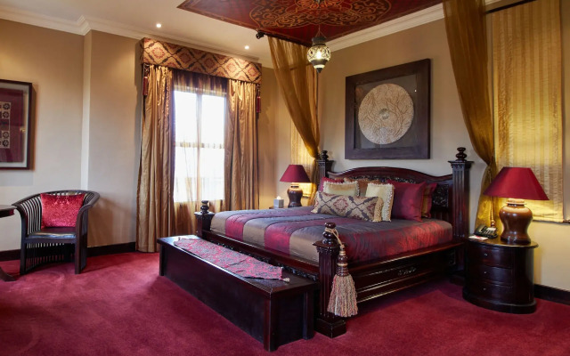 Royal Elephant Hotel & Conference Centre