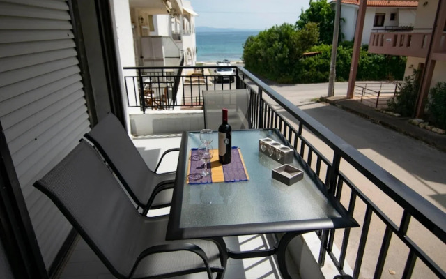 Filrose Sea View Apartment by Travelpro Servi