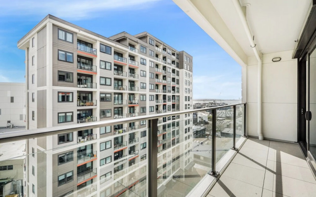 Central Auckland Modern 2 BR Apt