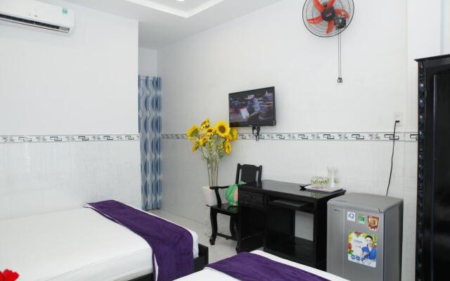 OYO 828 Hoa Giay Hotel