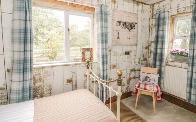 Orchard View, Leominster