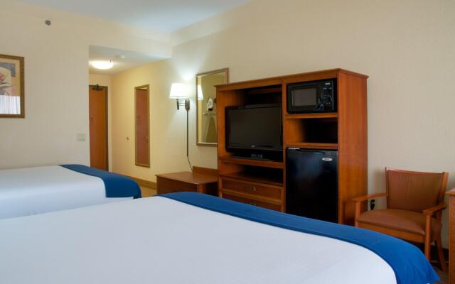 Holiday Inn Express & Suites Houston - Memorial Park Area, an IHG Hotel