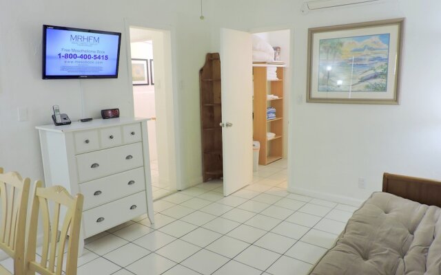 Southwinds Inn # 7 - One-bedroom