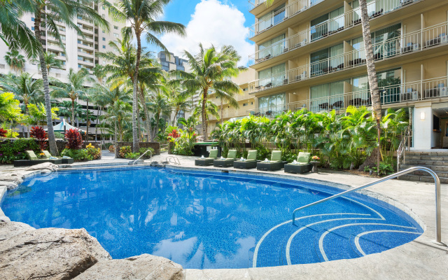 Courtyard by Marriott Waikiki Beach