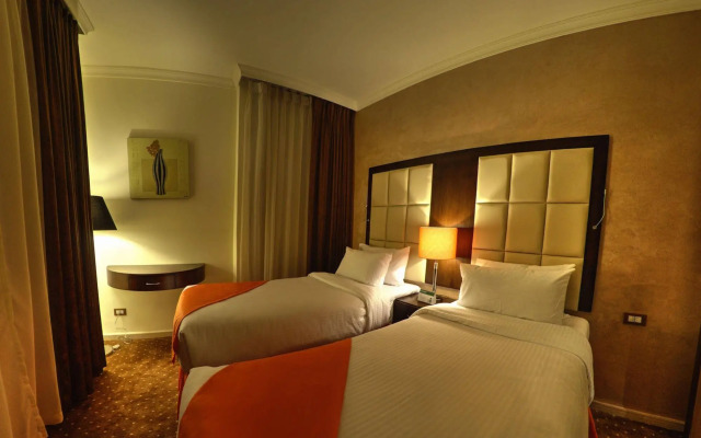Meneur Hotel
