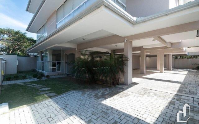 Kremer Residence - Apartamento 302: Com todos os ambientes climatizados