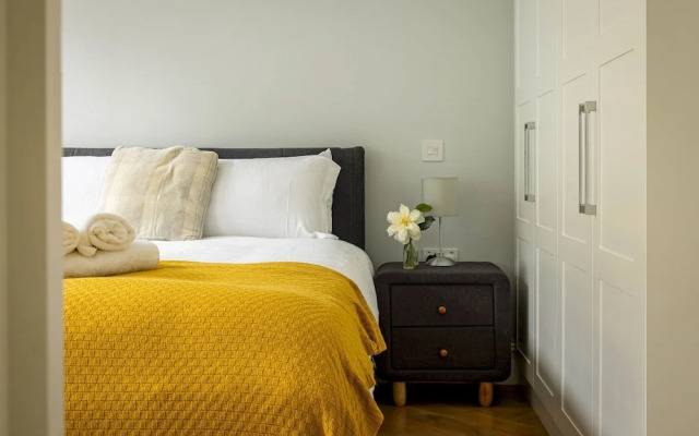 3-bdr Stunning LUX Villa Parking Central London