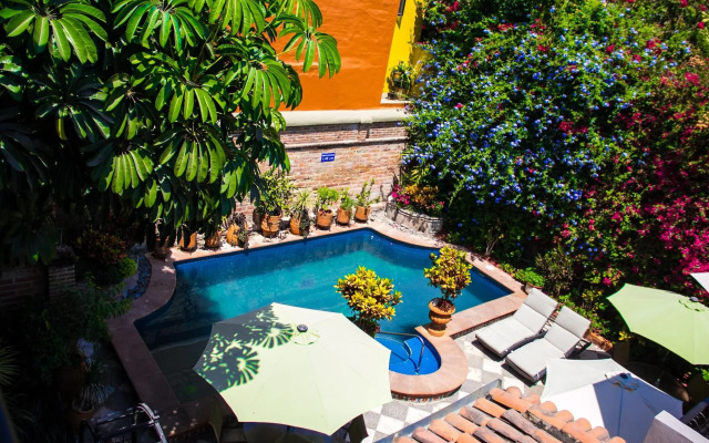 Casa del Sol Inn