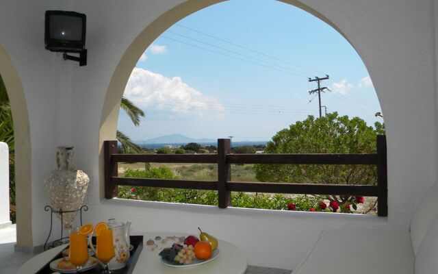 Faros Villa small hotel & restaurant