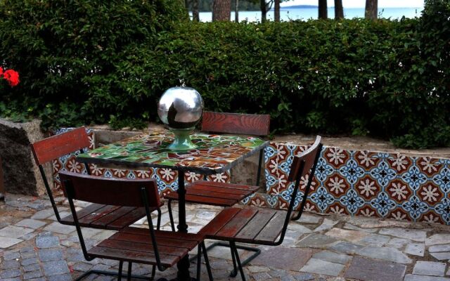 Nymans Bed & Breakfast