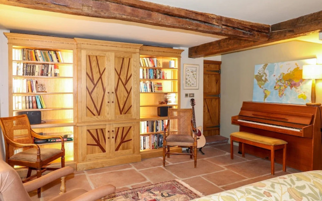 Eagle Farmhouse