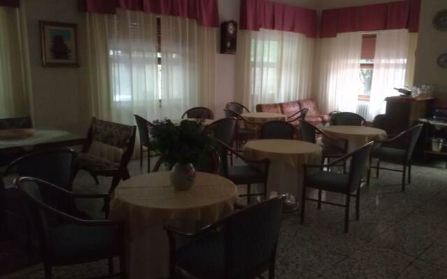Hotel Astra