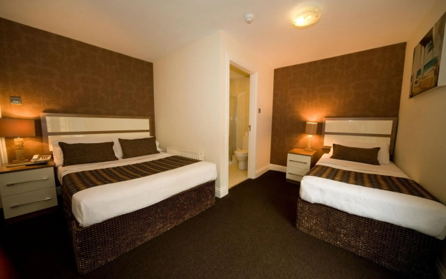 White Lady Hotel