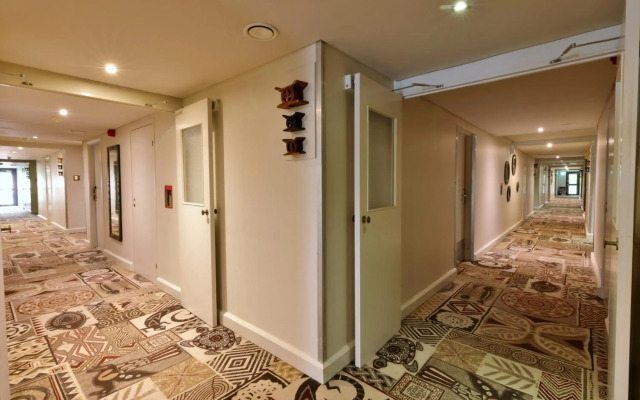 Labadi Beach Hotel