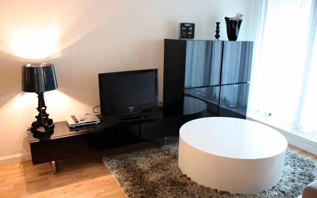 Corporate Waterfront Apartments
