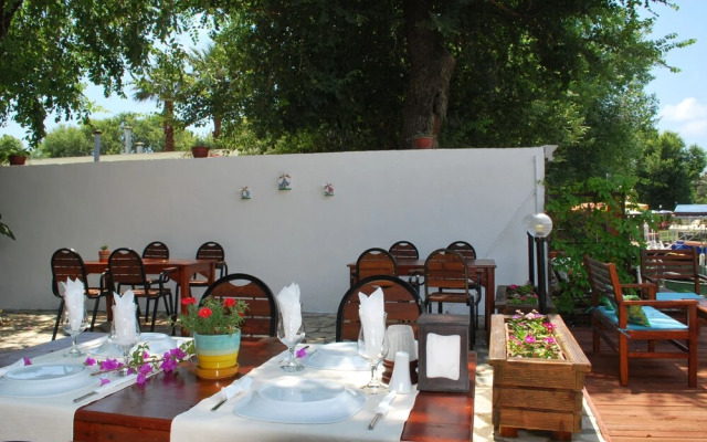 Myra Hotel