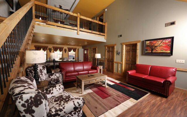 Above It All - Four Bedroom Cabin