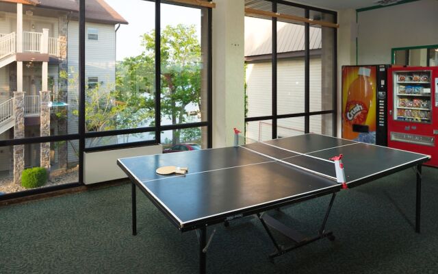 Ramada by Wyndham Branson Yacht Club