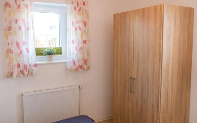 Haus-Strandburg-Duenengras