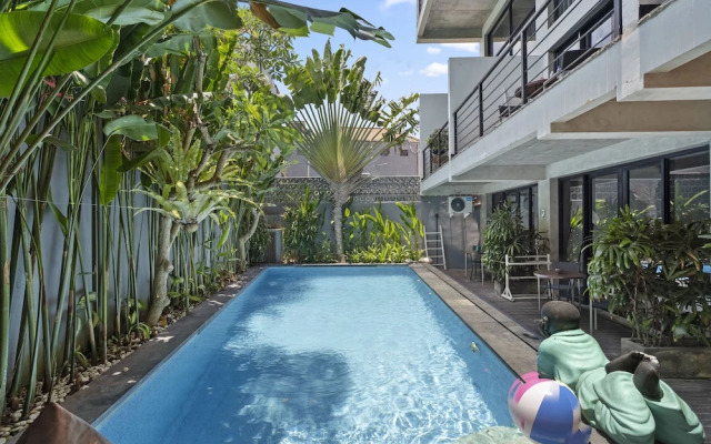 Balissimo Apartment by Hombali