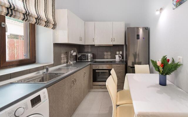 Sun's Island Suites