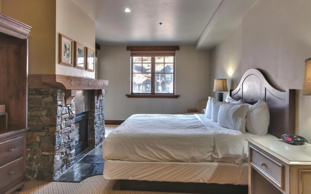 Miners Club 2 Bedroom A