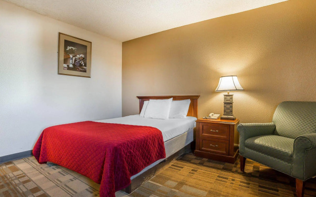 Rodeway Inn Cheyenne I-80 East