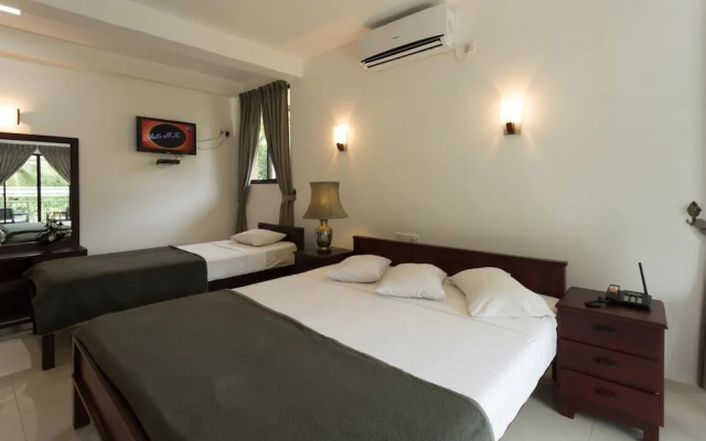 Oruthota Chalets