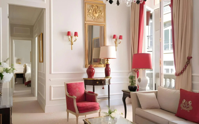 Plaza Athenee