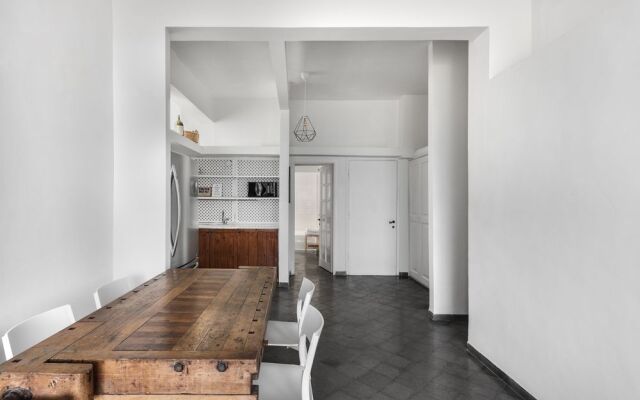 Gordon Beach House