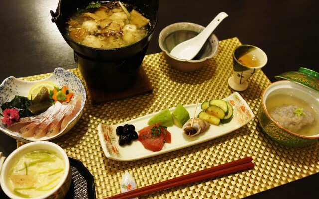 Hakuba Ryokan MINAMIYA & Cat Cafe MINAMIYA