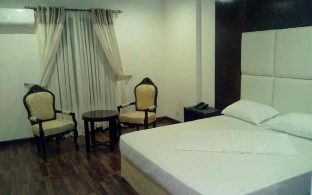 Diamond Luxe Hotel Lahore