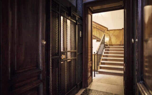 Hemeras Boutique House Aparthotel Montenapoleone 2